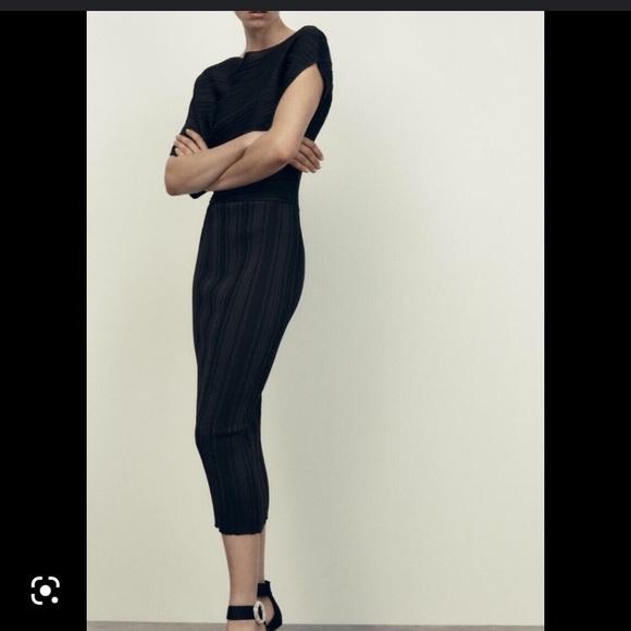 Zara Dresses & Skirts - Zara NWT black asymmetric ruched stretch dress size large